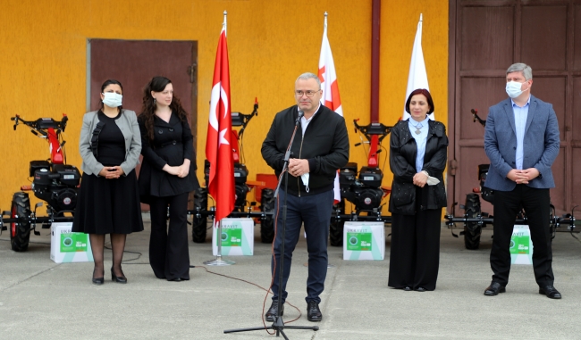 TİKA'dan Gürcistan'daki savaş mağduru ailelere tarım desteği